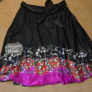 Lucky & Coco Elegant Black Floral Skirt Red Pink Silver Tie Full XL
